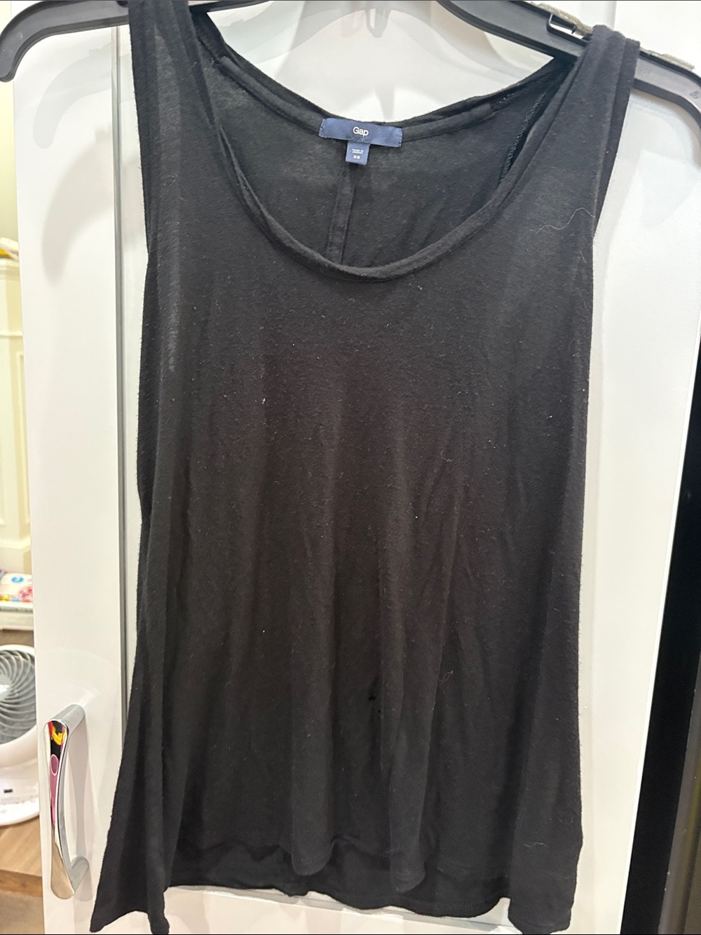 GAP Black Scoop Neck Tank Top